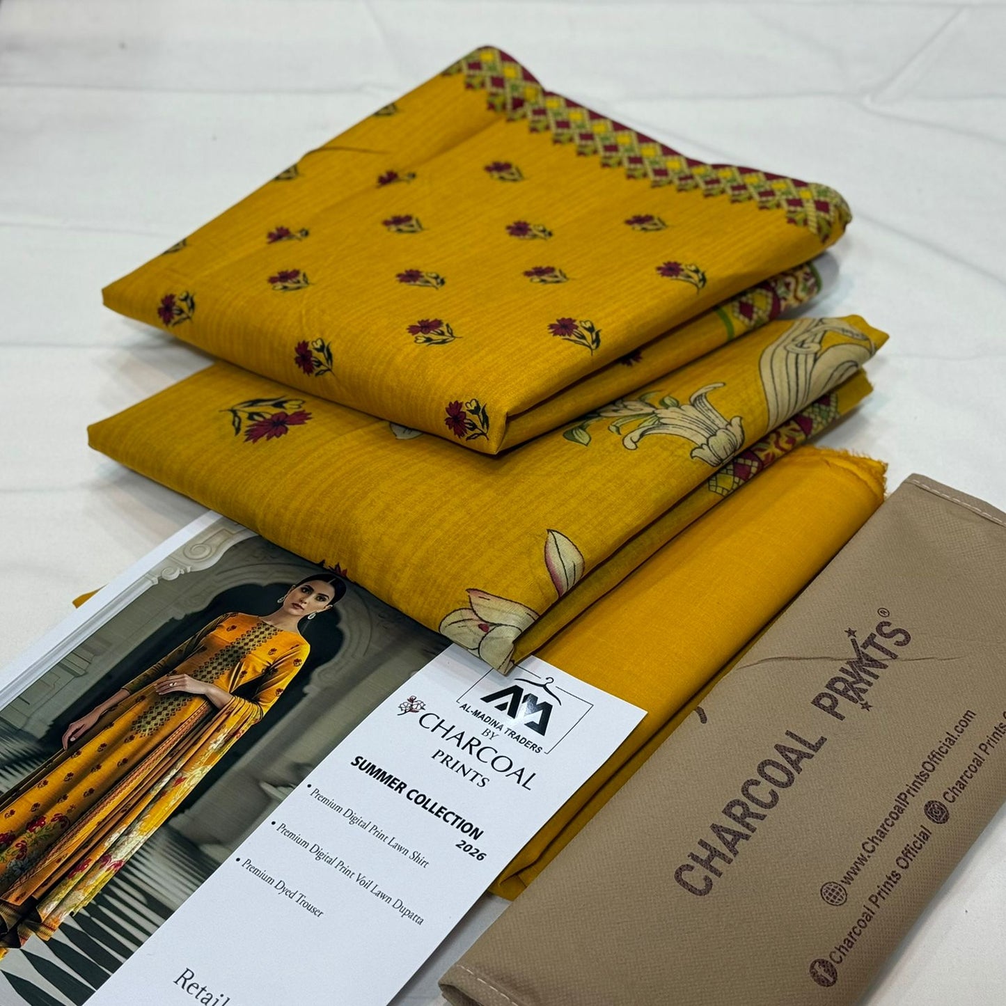 Diners By Charcoal Printed Lawn D-017