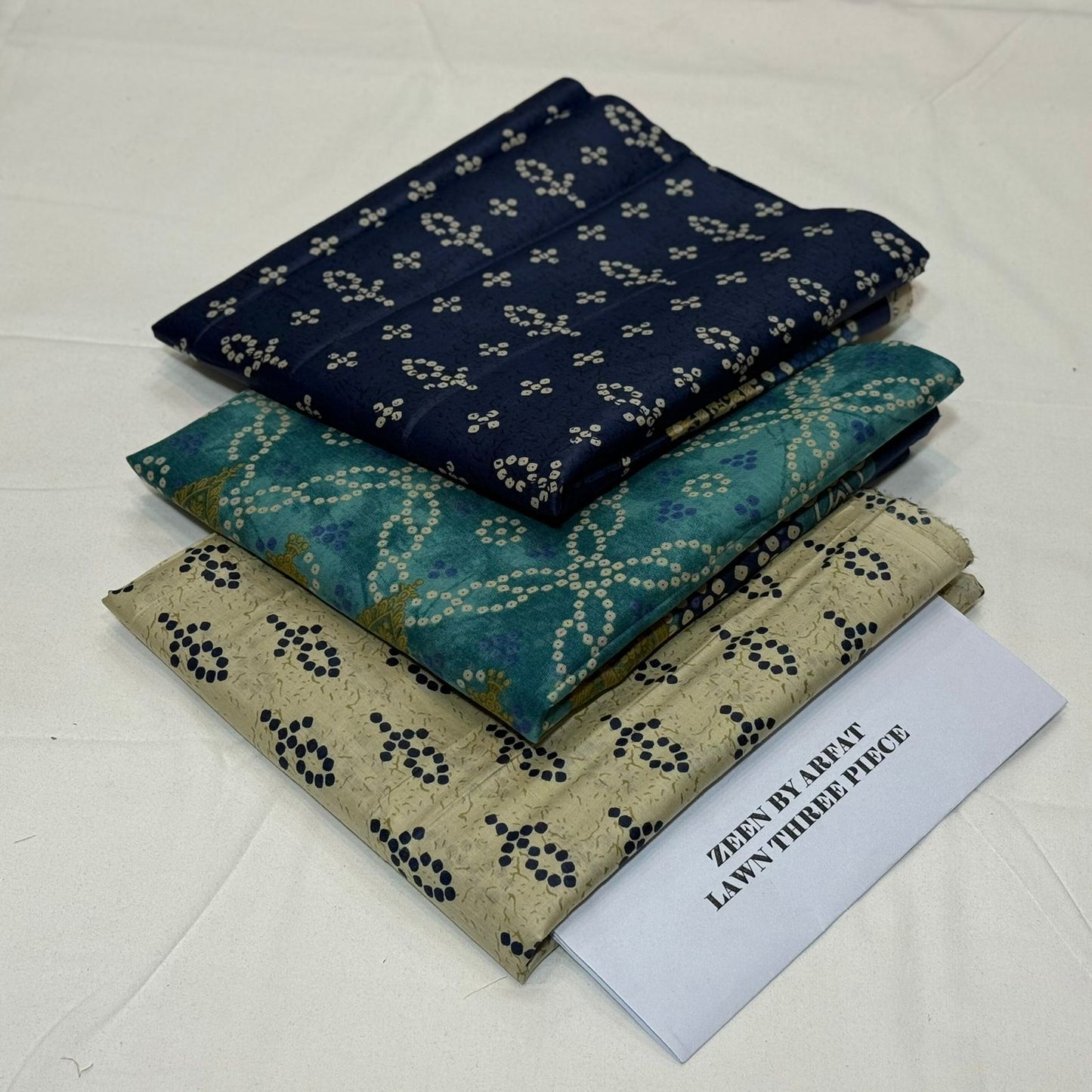 Zeen Printed Lawn Unstitched 3Piece D-098