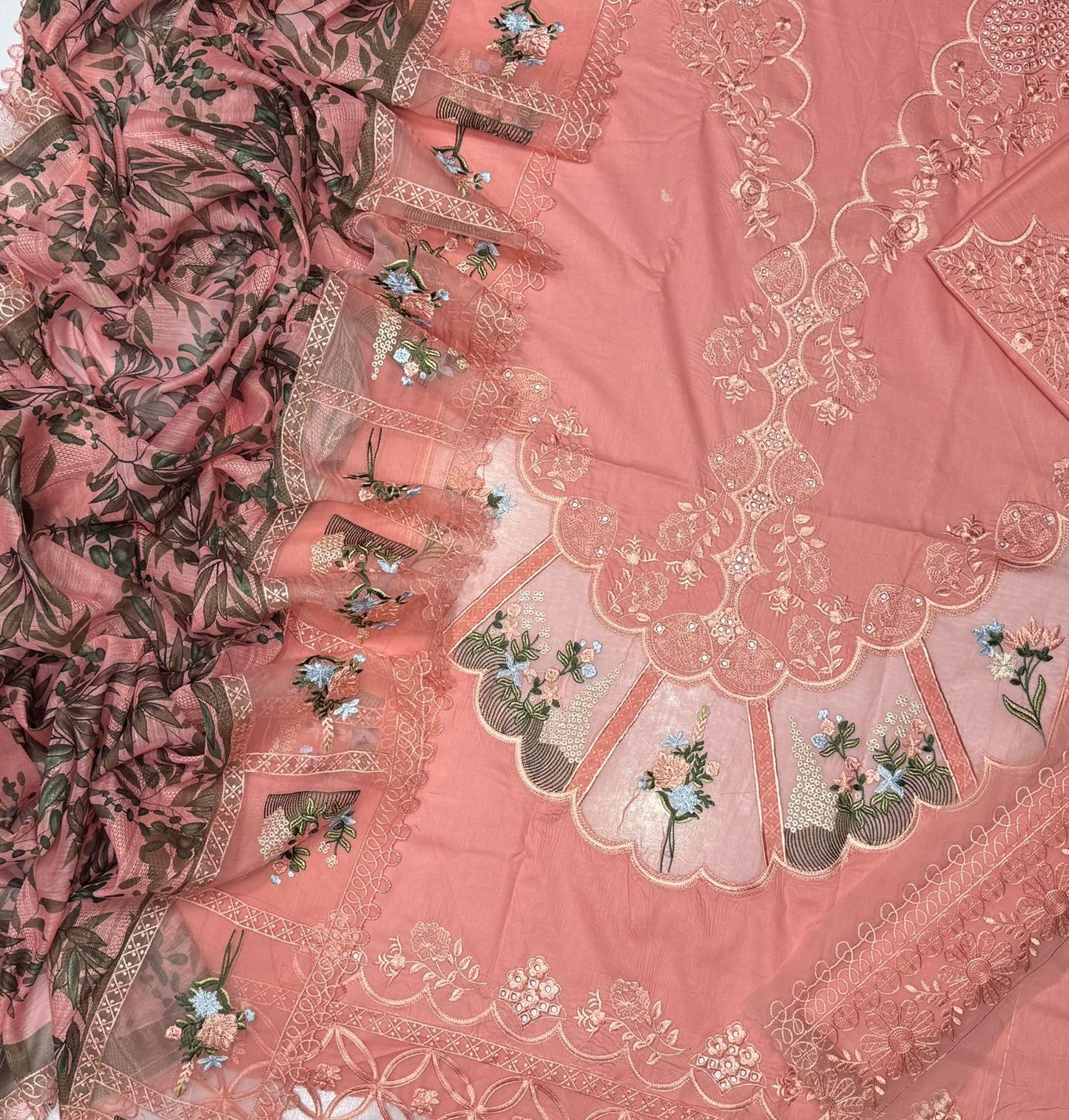 Crimson Embrioderd 3piece