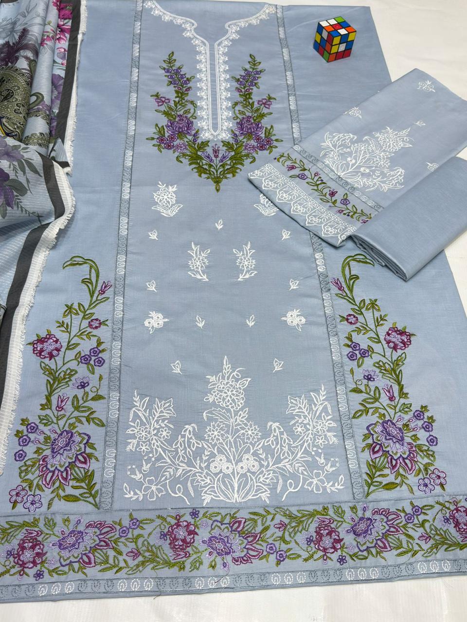 Jade Lawn Embroidered 3Piece D-001