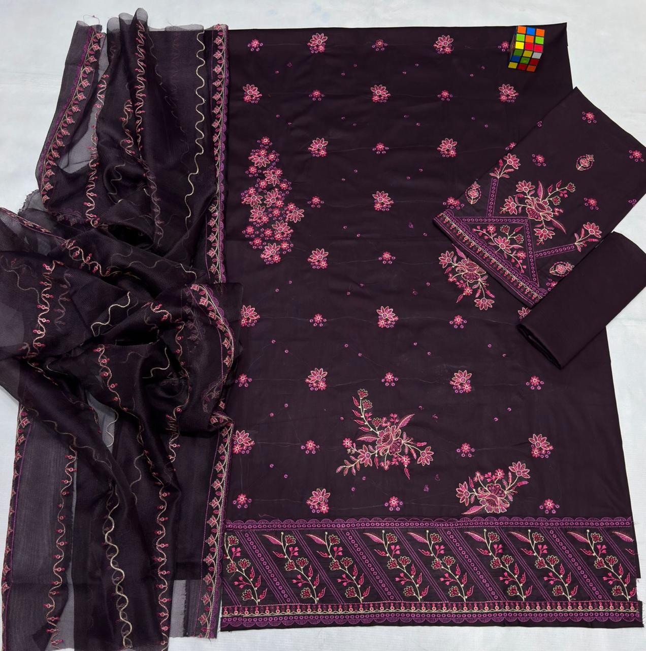 Serene Lawn Embroidered 3Piece D-001