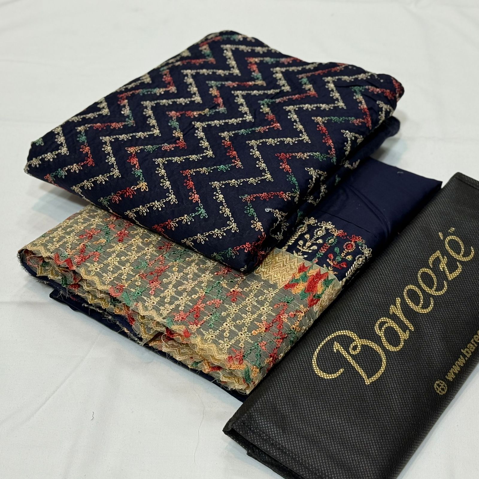 Selected Variant Image