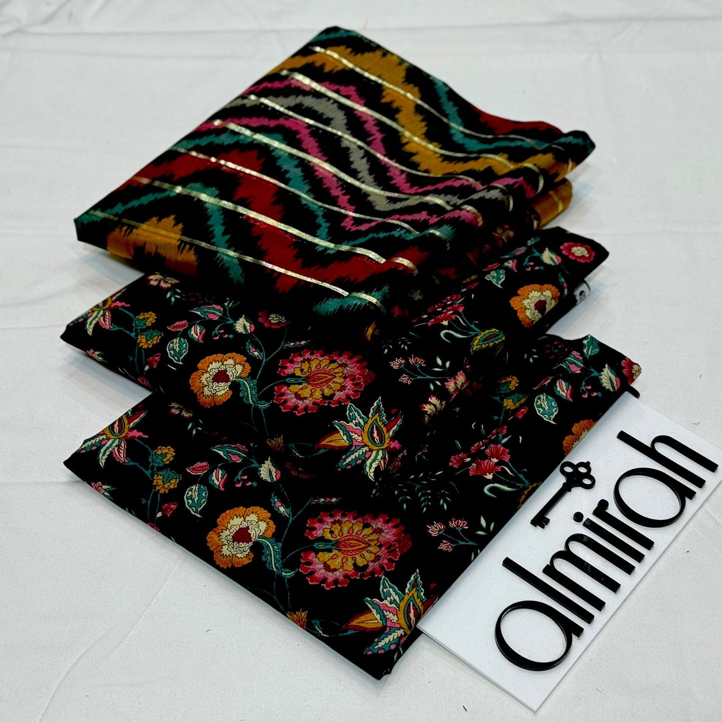 Almirah Printed Lawn 3Piece D-021