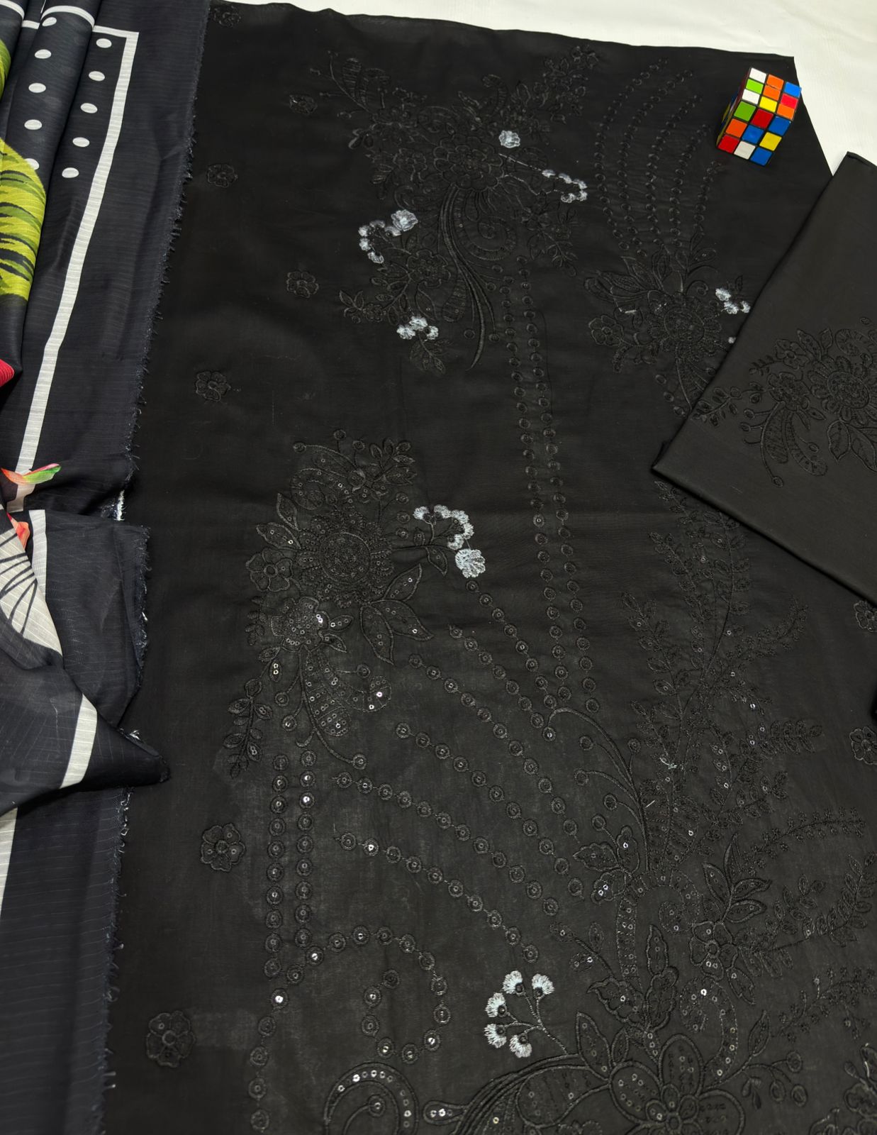 Mushq embroidered 3piece