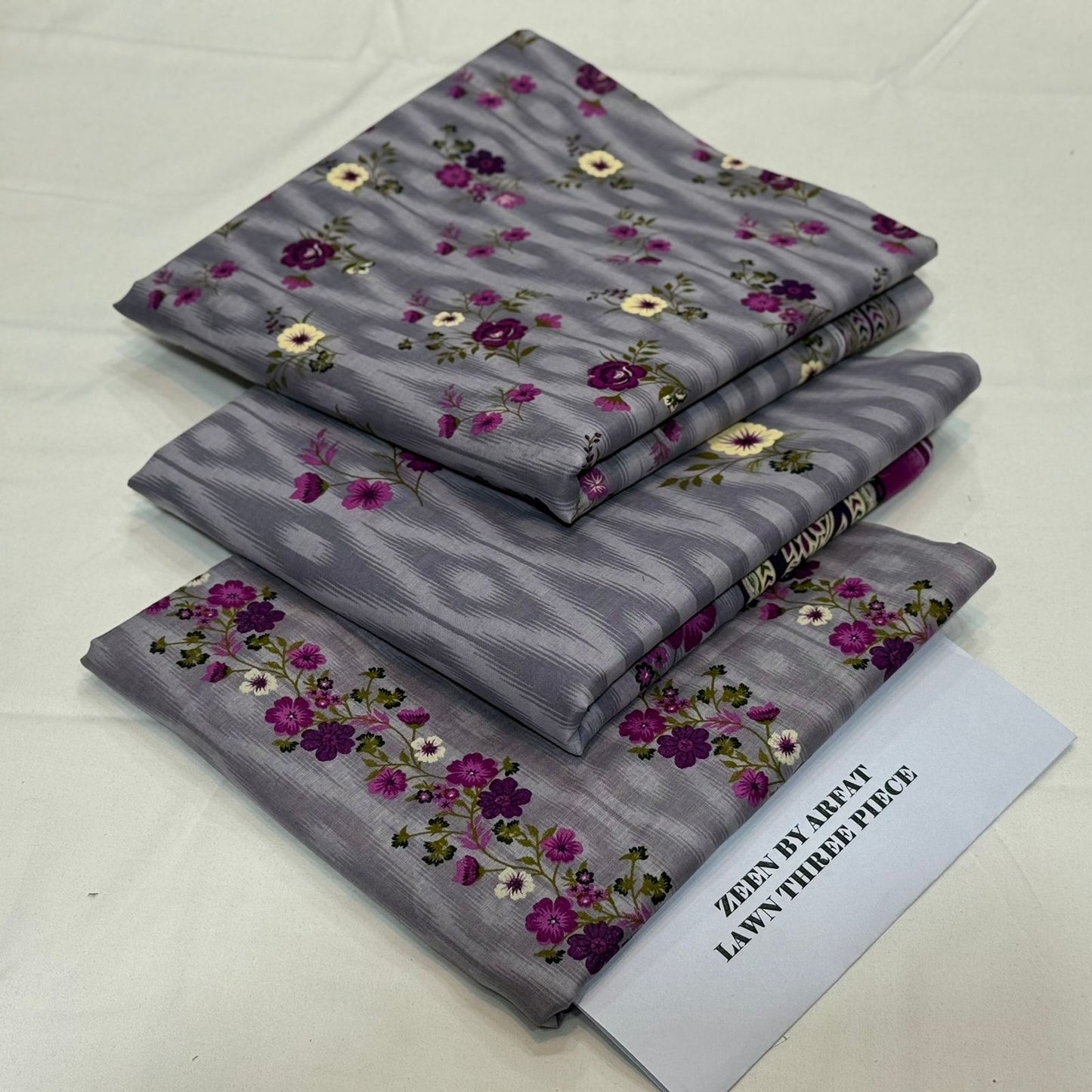 Zeen lawn 3piece D024